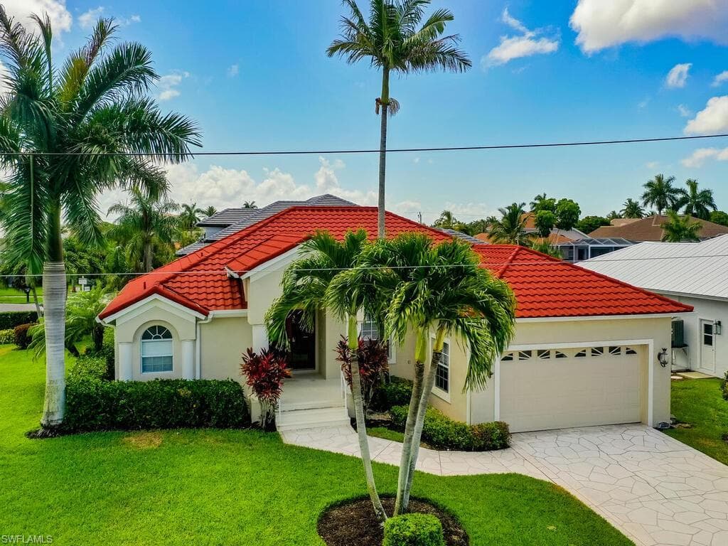 533 Bradford CT MARCO ISLAND, FL 34145