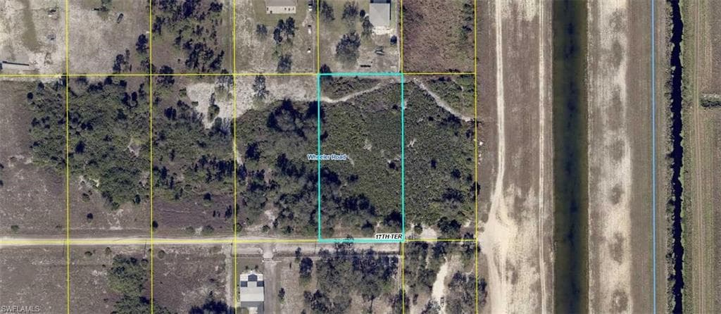 7536 17th TER LABELLE, FL 33935