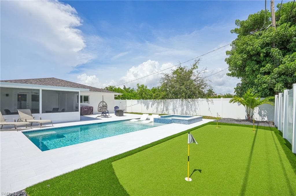 656 94th AVE N NAPLES, FL 34108