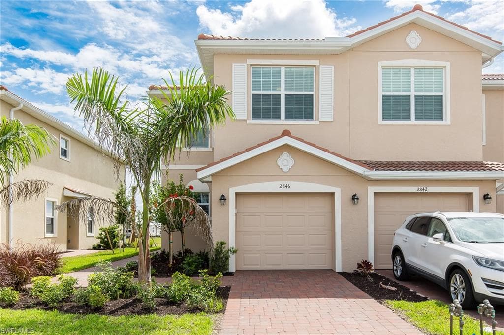 2846 Blossom WAY NAPLES, FL 34120