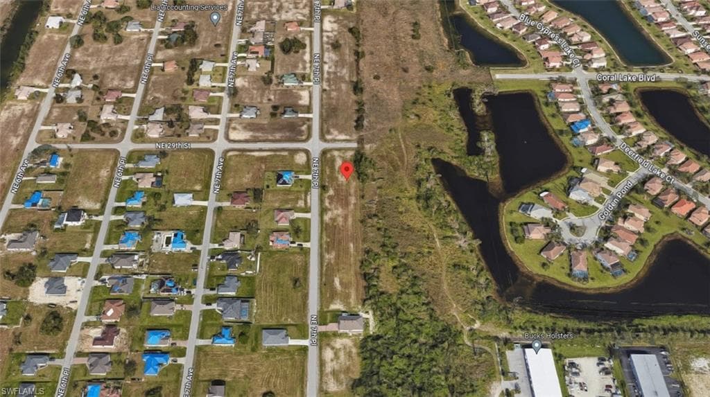 2825 NE 7th PL CAPE CORAL, FL 33909