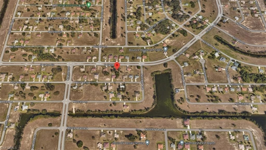 1714 S Gator CIR CAPE CORAL, FL 33909