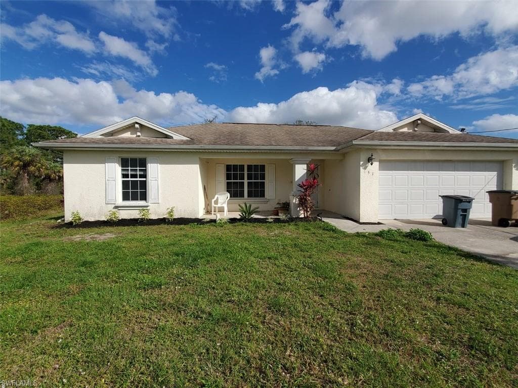 651 Foxchase DR LEHIGH ACRES, FL 33974