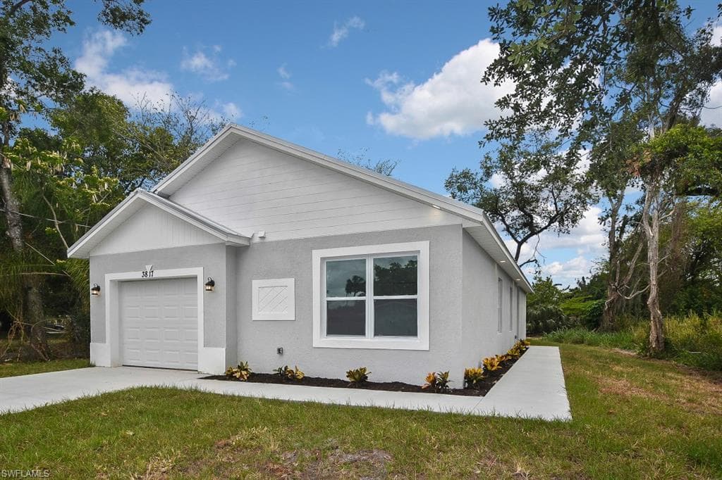 1518 Markland AVE FORT MYERS, FL 33916