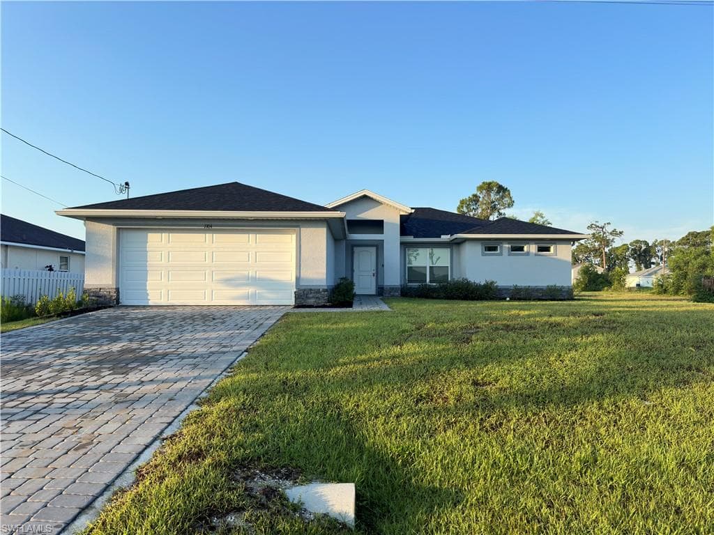 1104 NE 33rd LN CAPE CORAL, FL 33909