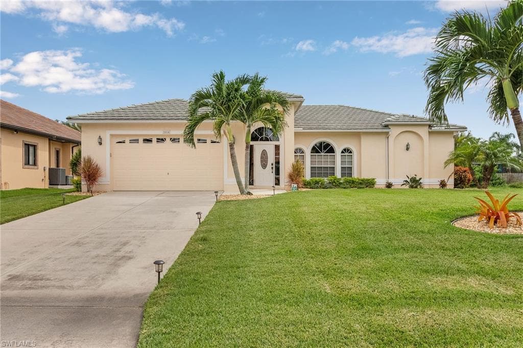 2814 SW 44th TER CAPE CORAL, FL 33914