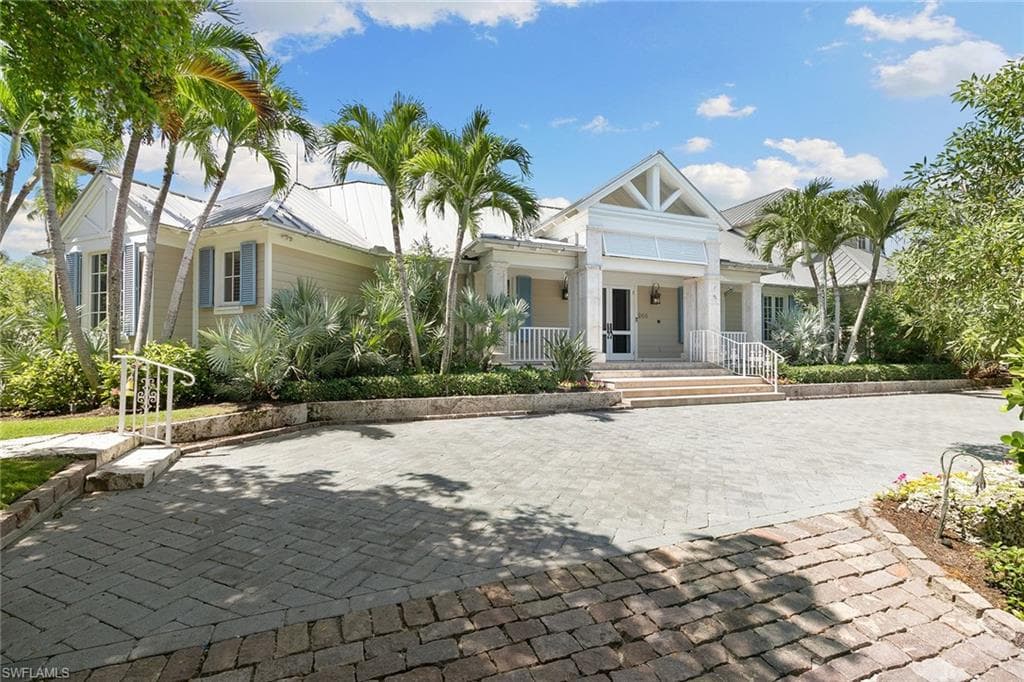 266 15th AVE S NAPLES, FL 34102