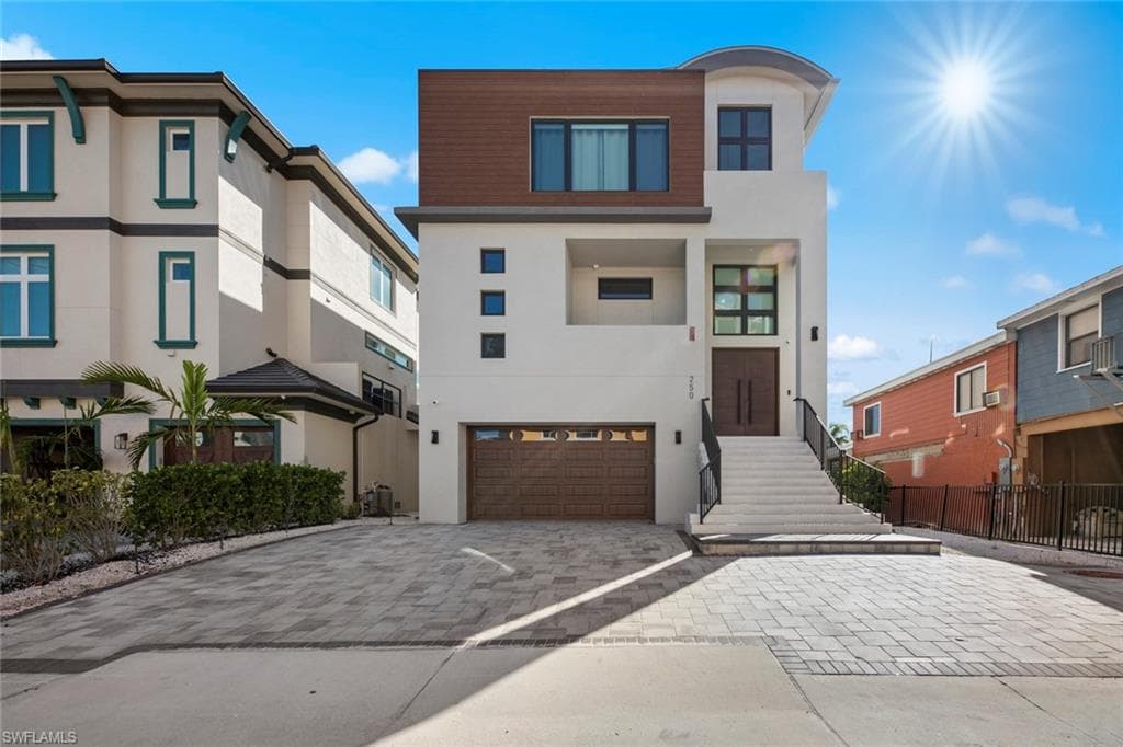 250 Crescent ST FORT MYERS BEACH, FL 33931