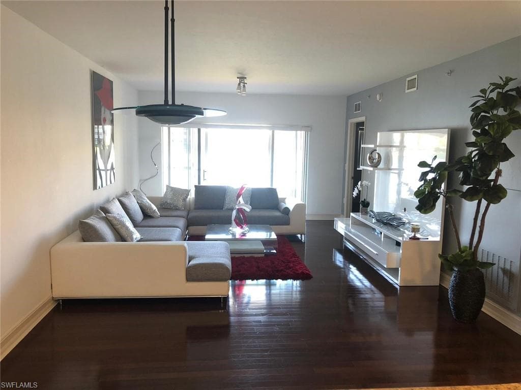 7812 Regal Heron CIR 3-104 NAPLES, FL 34104