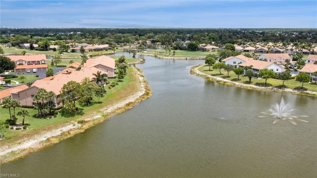 550 Saratoga CIR E205 NAPLES, FL 34104