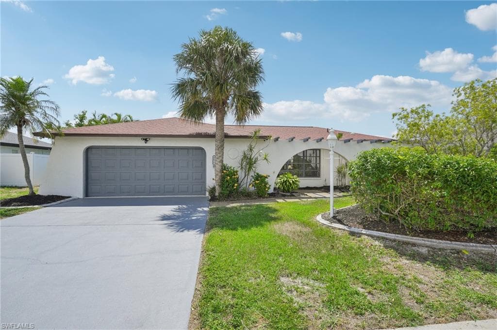 4636 Gulf AVE NORTH FORT MYERS, FL 33903