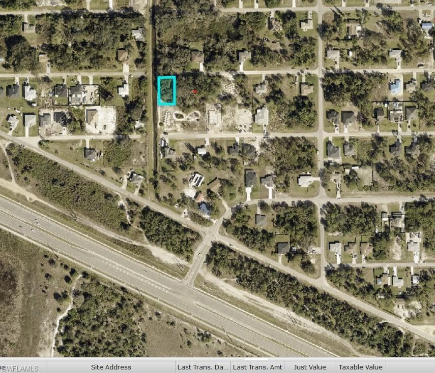 3819 38th ST SW LEHIGH ACRES, FL 33976