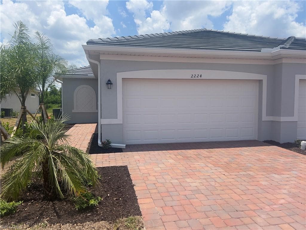 2224 Dragonfruit WAY NAPLES, FL 34120