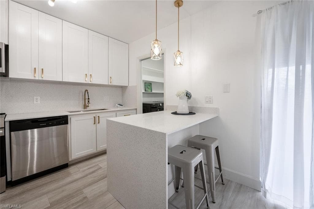 788 Park Shore DR H36 NAPLES, FL 34103