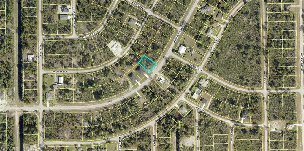 1129 Milwaukee BLVD LEHIGH ACRES, FL 33974