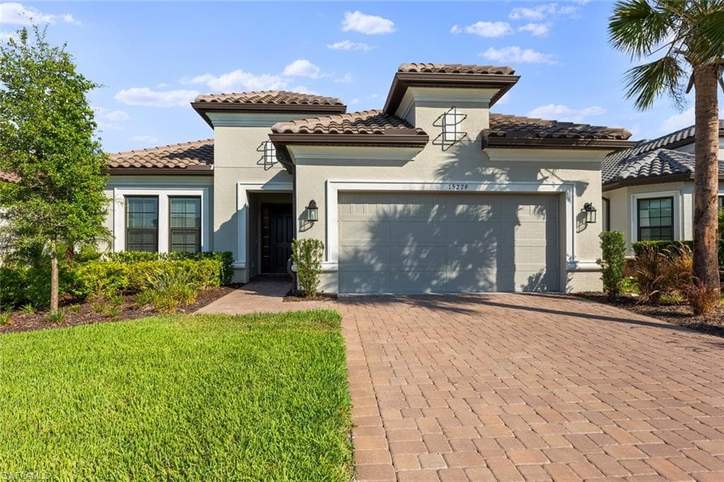 15279 Arpino CT NAPLES, FL 34114