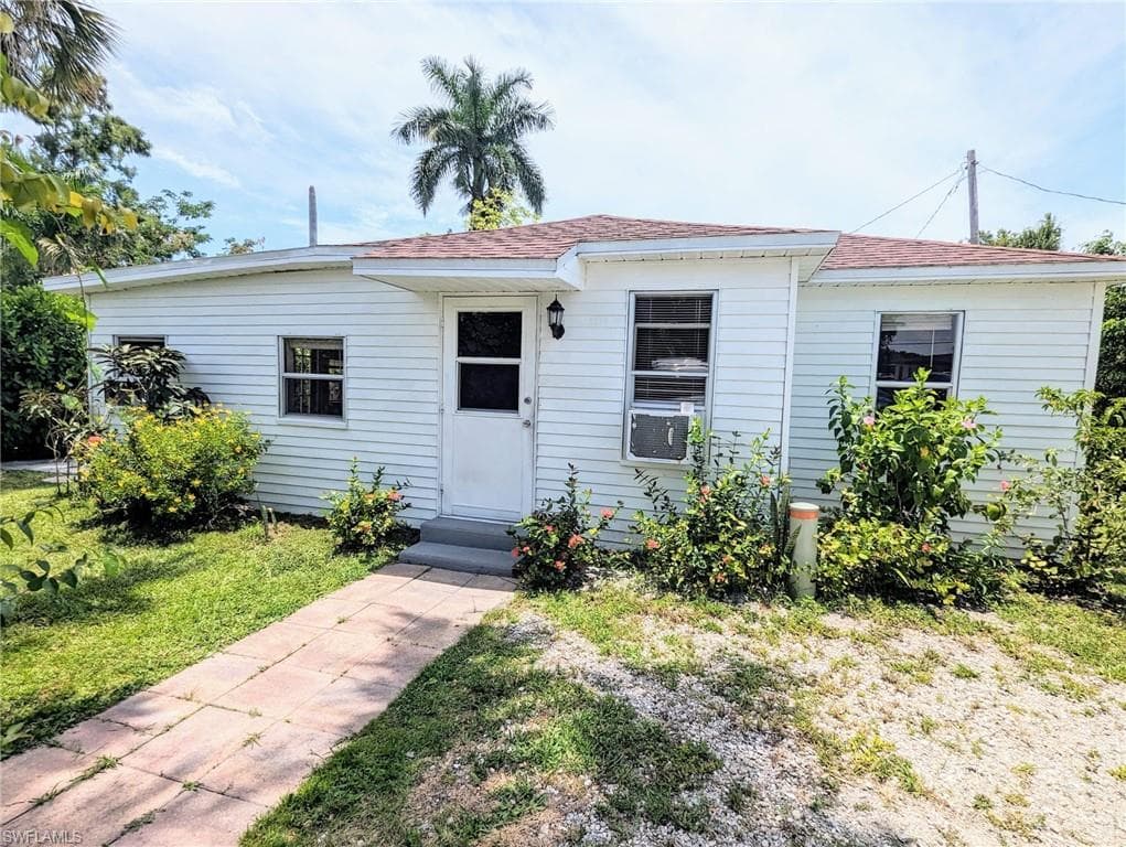 1119 3rd WAY NORTH FORT MYERS, FL 33903