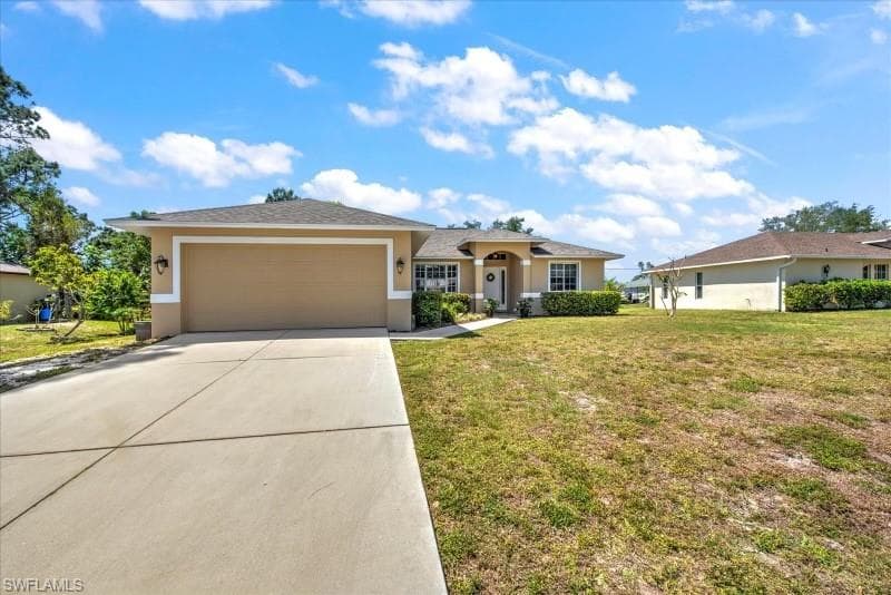 9058 Henry RD FORT MYERS, FL 33967