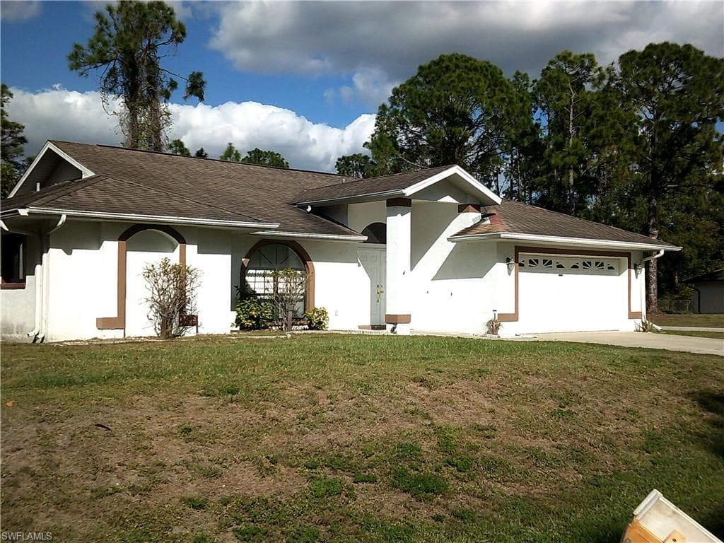 3207 Leeland Heights BLVD E LEHIGH ACRES, FL 33936