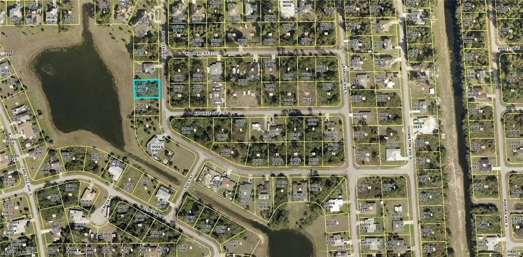 850 Haskell ST E LEHIGH ACRES, FL 33974