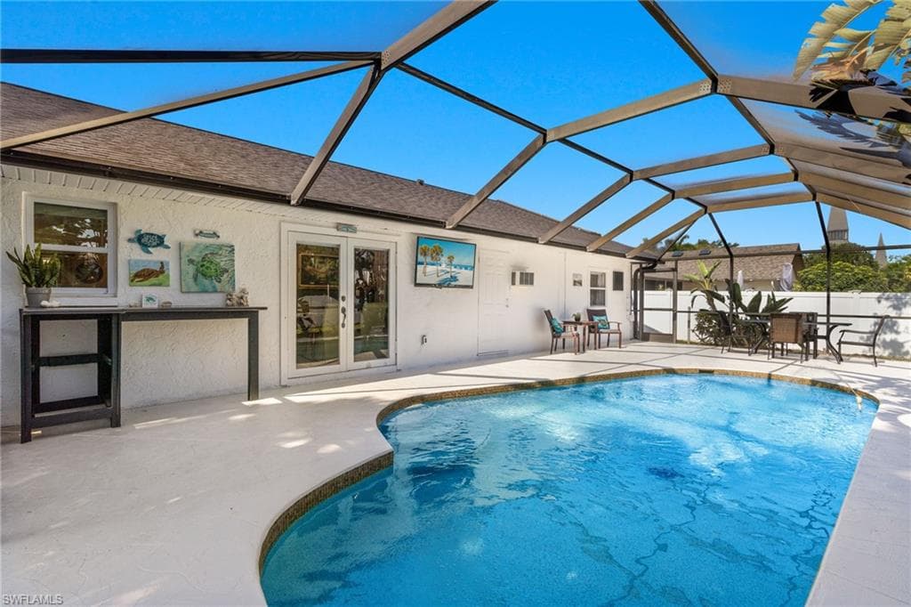 1323 Piper BLVD NAPLES, FL 34110