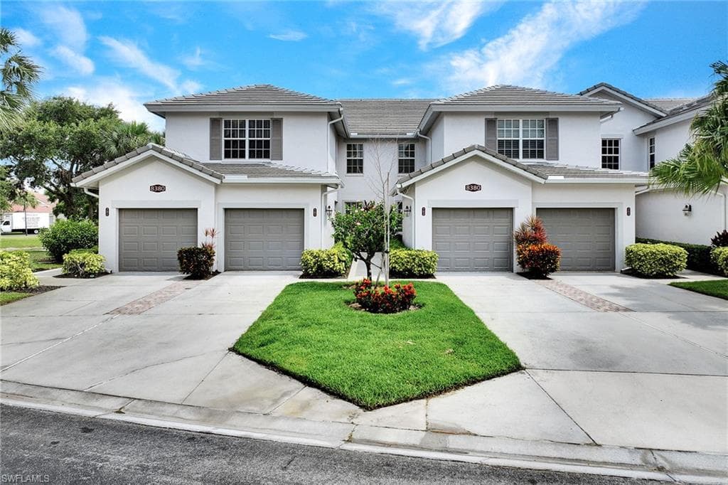 8380 Whisper Trace LN J101 NAPLES, FL 34114