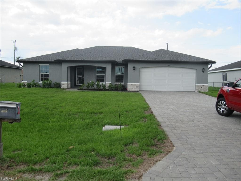 1303 SW 29th TER CAPE CORAL, FL 33914