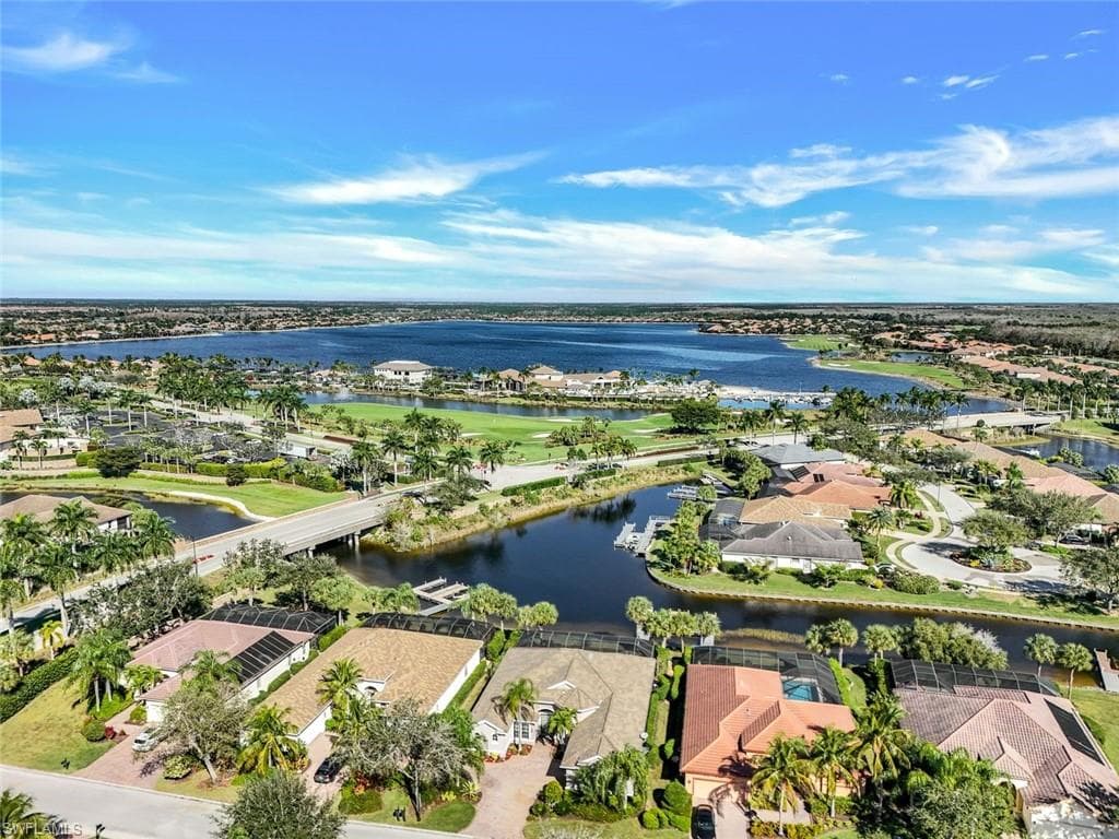 8737 Hideaway Harbor CT NAPLES, FL 34120