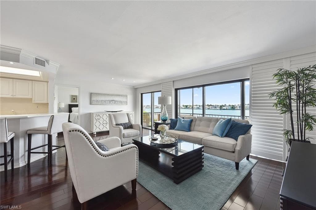 3430 Gulf Shore BLVD N 3D NAPLES, FL 34103