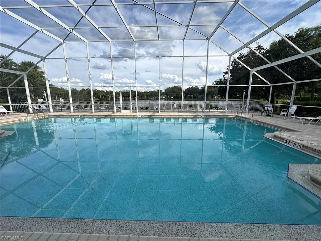 12341 Notting Hill LN 25 BONITA SPRINGS, FL 34135