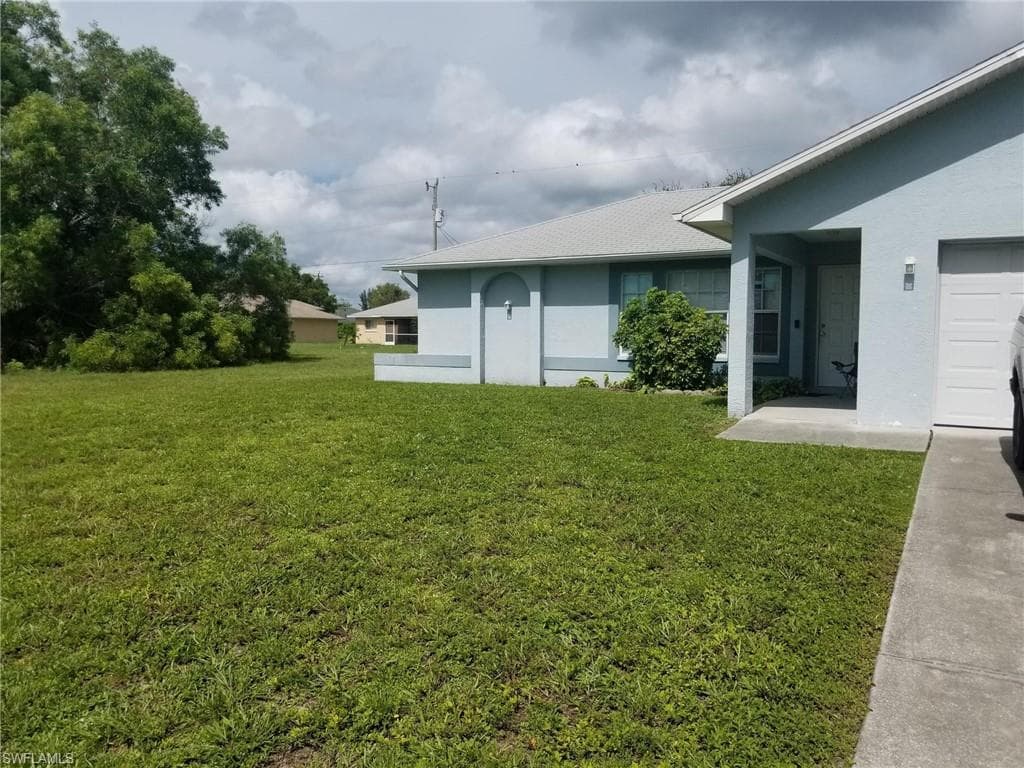 17 NE 16th PL CAPE CORAL, FL 33909