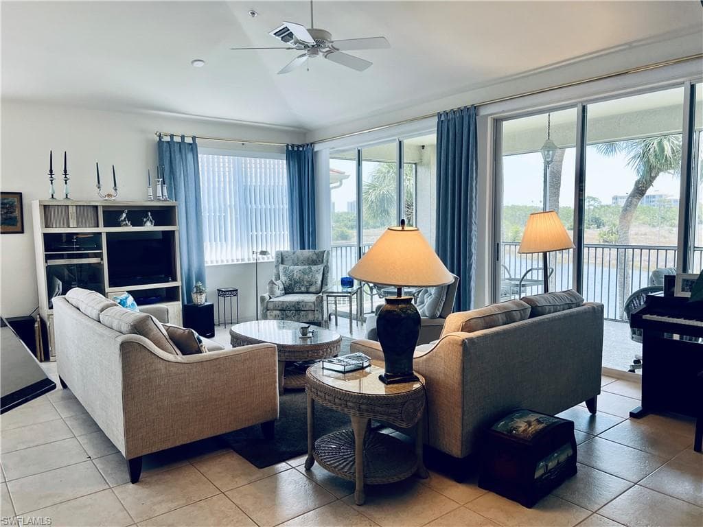 25000 CYPRESS HOLLOW CT 201