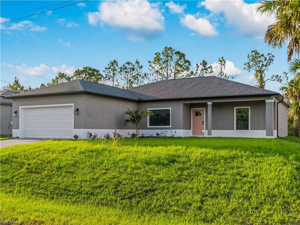 1131 Augusta ST E LEHIGH ACRES, FL 33974
