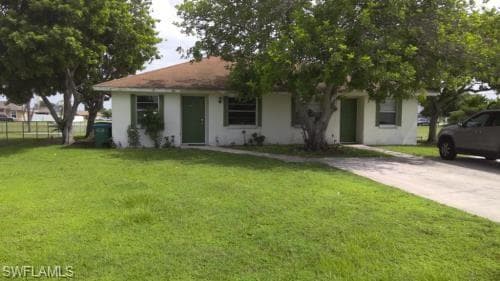 1021 NE 8th TER CAPE CORAL, FL 33909