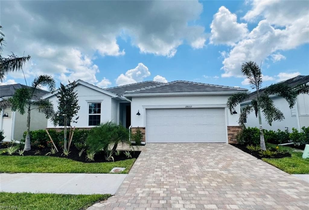 28053 SANIBEL SANDS ST BONITA SPRINGS, FL 34135
