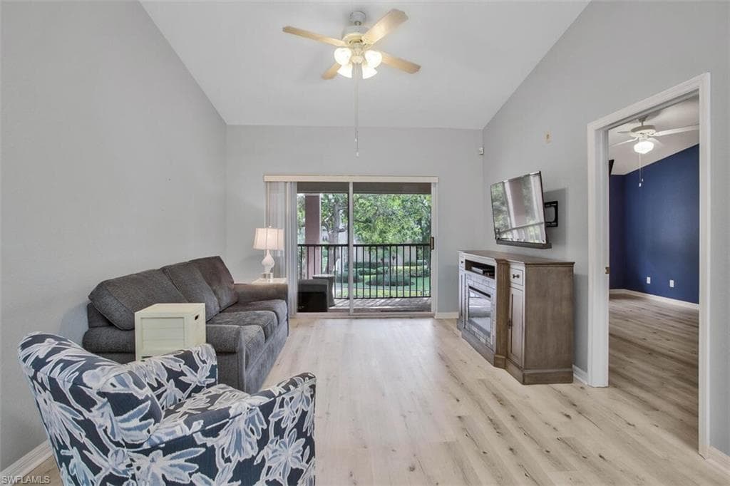 27087 Matheson AVE 203 BONITA SPRINGS, FL 34135