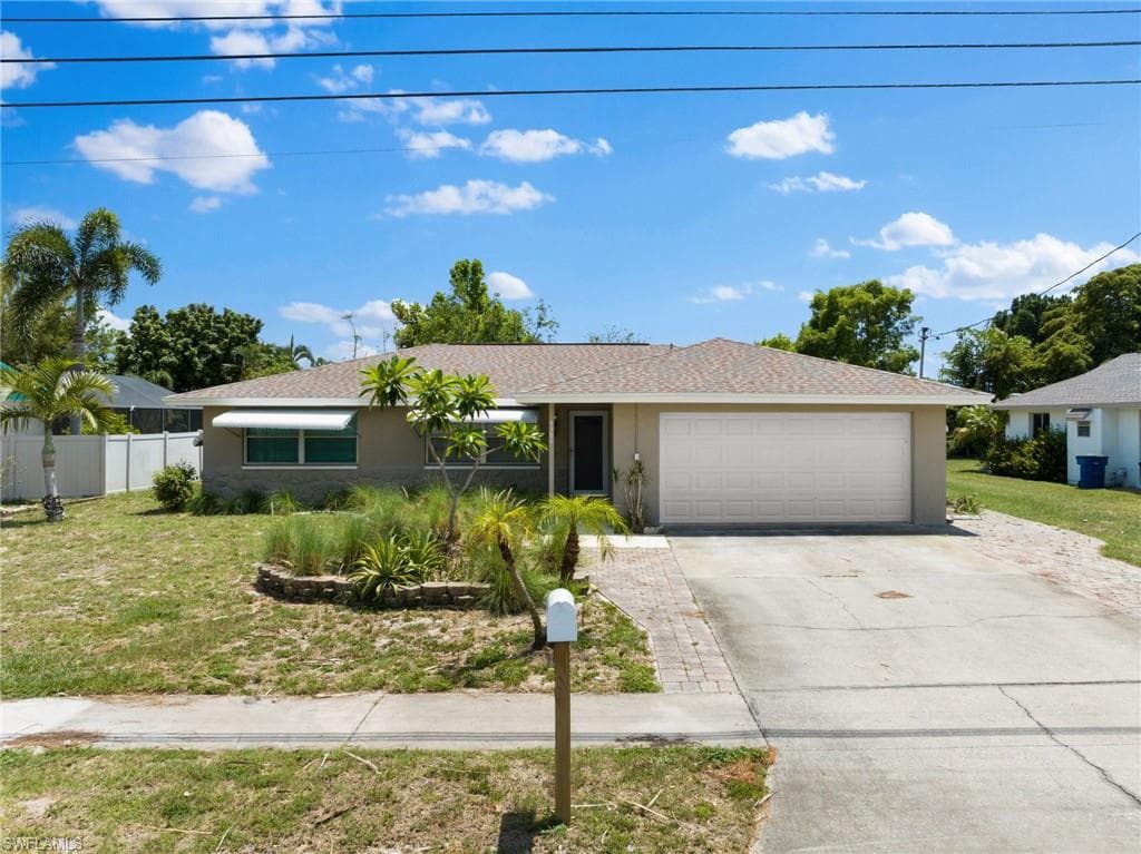 4386 Saint Clair AVE W NORTH FORT MYERS, FL 33903