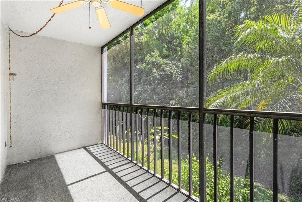 9610 Green Cypress LN 15 FORT MYERS, FL 33905