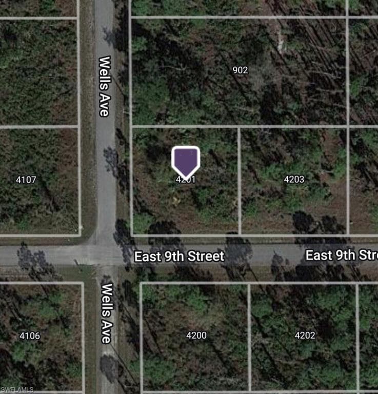 4201 E 9th ST LEHIGH ACRES, FL 33972