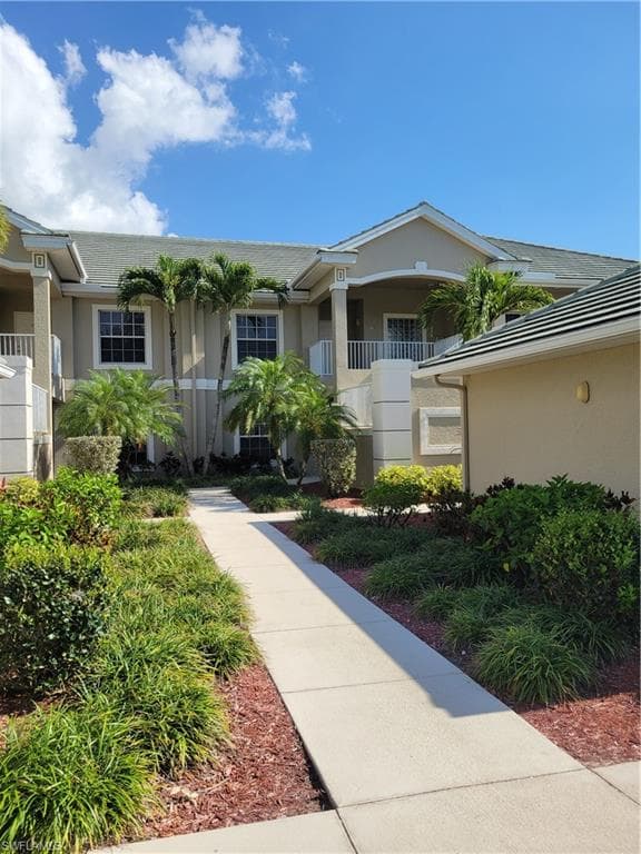 2261 Somerset Ridge DR 103 LEHIGH ACRES, FL 33973