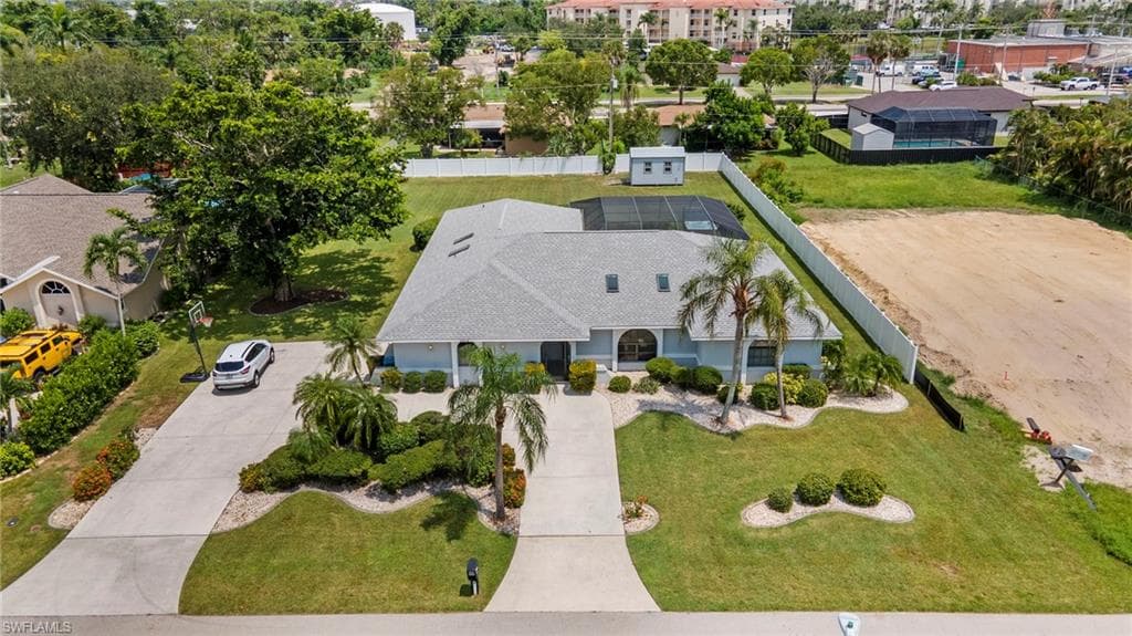 3919 SE 4th AVE CAPE CORAL, FL 33904