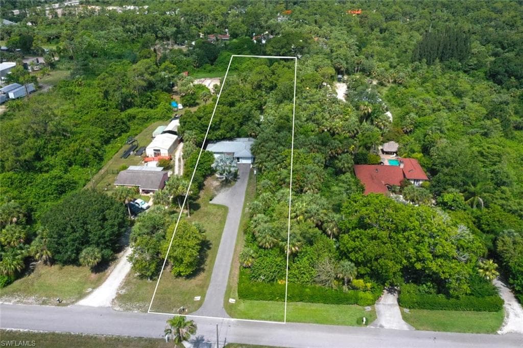 171 2nd ST NE NAPLES, FL 34120