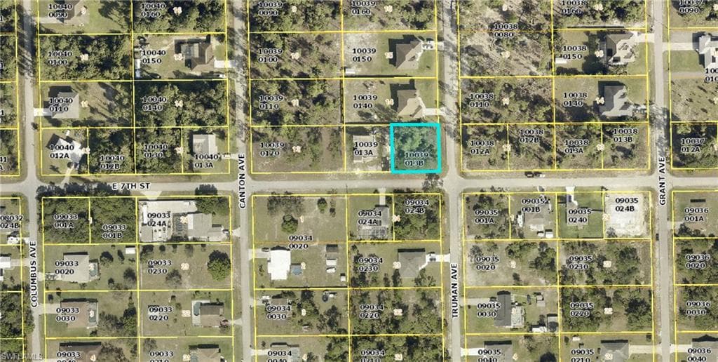 3207 E 7th ST LEHIGH ACRES, FL 33972