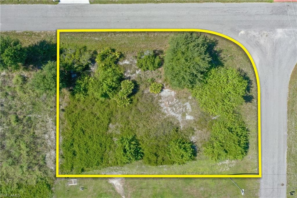 523 S Caywood AVE LEHIGH ACRES, FL 33974