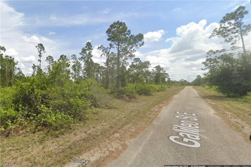 1107 Galileo ST E LEHIGH ACRES, FL 33974
