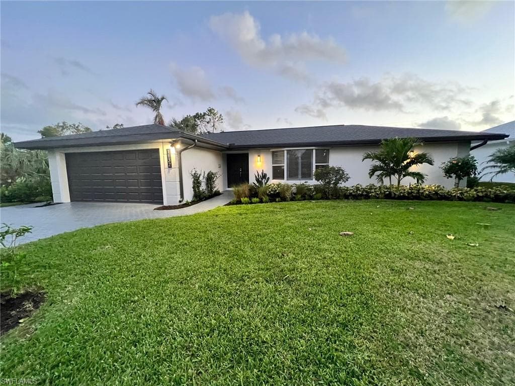 1132 Cypress Woods DR NAPLES, FL 34103