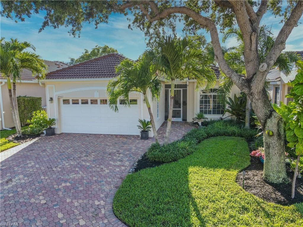 14562 Juniper Point LN NAPLES, FL 34110