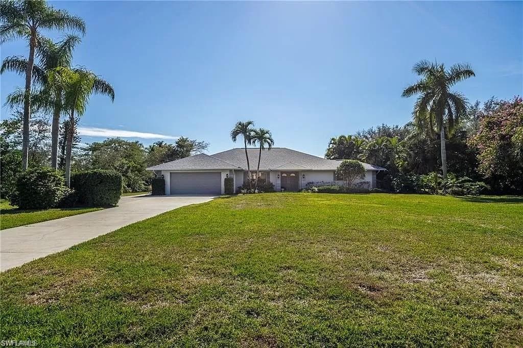 1910 Curling AVE NAPLES, FL 34109