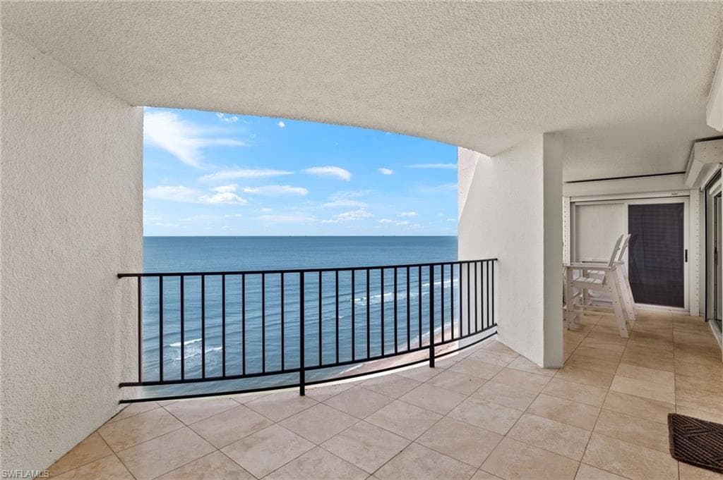 3951 GULF SHORE BLVD N PH 2C NAPLES, FL 34103