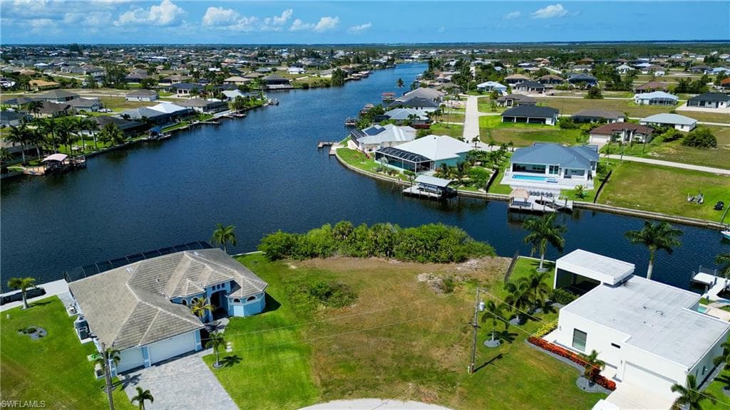 2300 NW 36th AVE CAPE CORAL, FL 33993